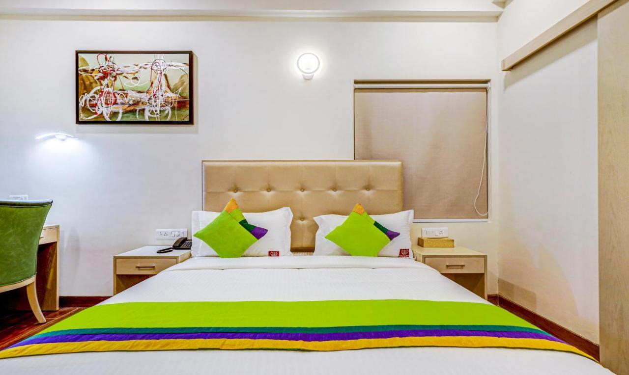 Treebo Galaxy Suites Mathikere Bangalore Exterior foto