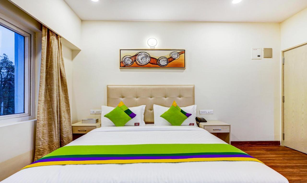 Treebo Galaxy Suites Mathikere Bangalore Exterior foto